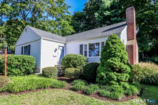 70 Benedict Avenue, Fairfield, CT 06825