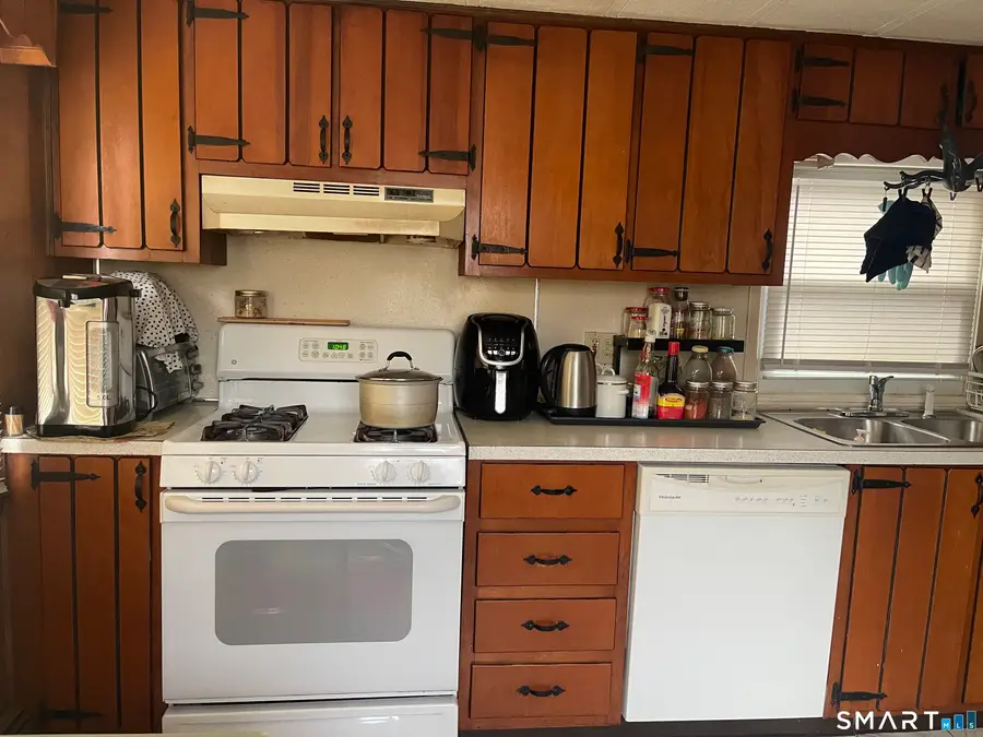 Address Withheld By Seller, Branford, CT 06405 - #3