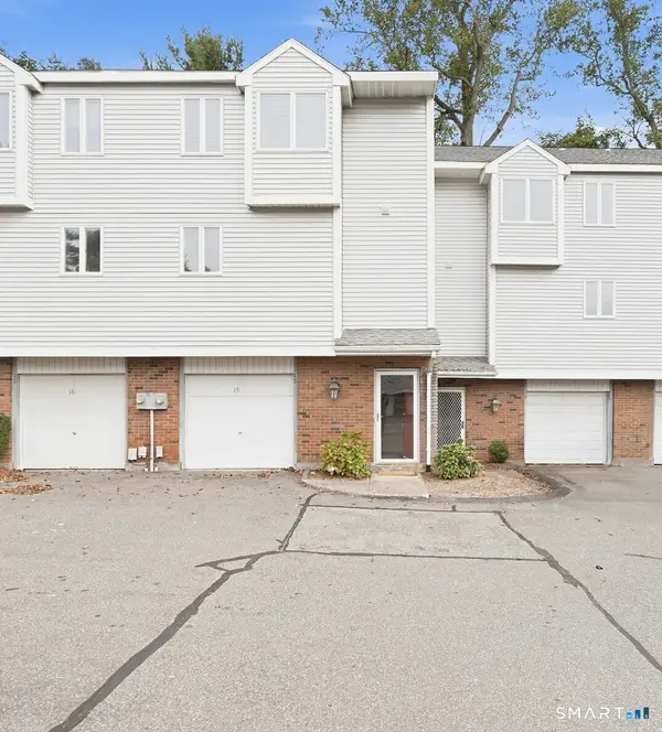 15 Brinley Way #15, Newington, CT 06111