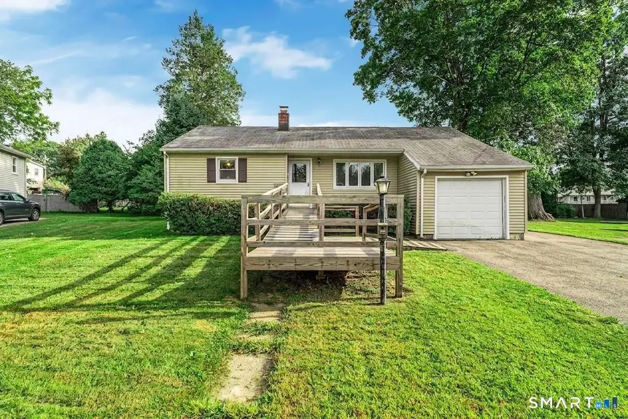 17 Greenbriar Circle, Fairfield, CT 06824 - #2