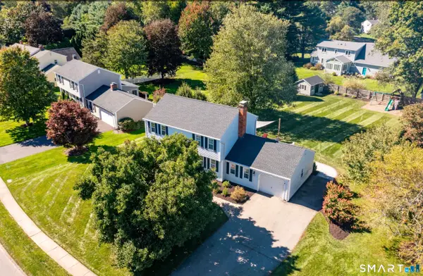 41 Wadsworth Street, Glastonbury, CT 06033