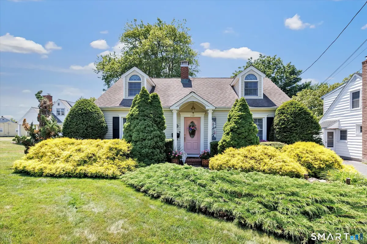 259 Pauline Street, Stratford, CT 06615 - #1