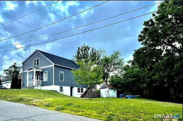 77 Simsbury Street, Waterbury, CT 06704