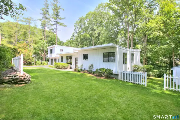128 Linley Drive, Fairfield, CT 06825