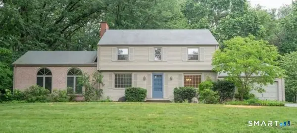 62 Buttonball Lane, Glastonbury, CT 06033