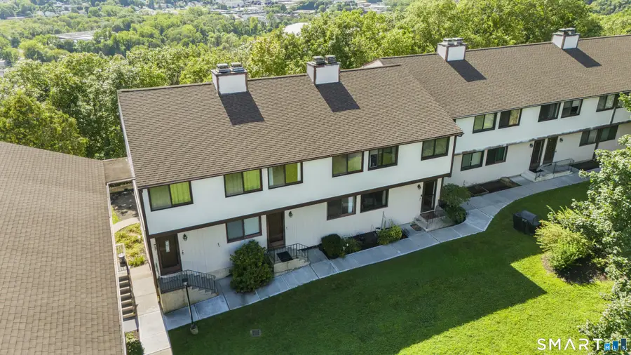 27 Crows Nest Lane #17G, Danbury, CT 06811 - #2