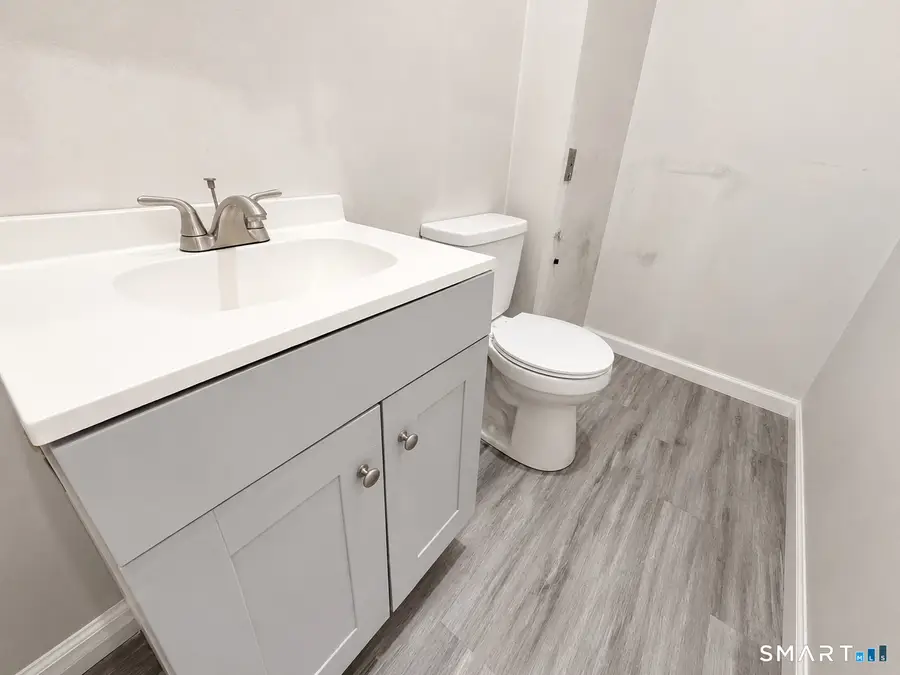 77 Truman Street, New London, CT 06320 - #3