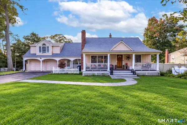 59 Creeping Hemlock Drive, Norwalk, CT 06851