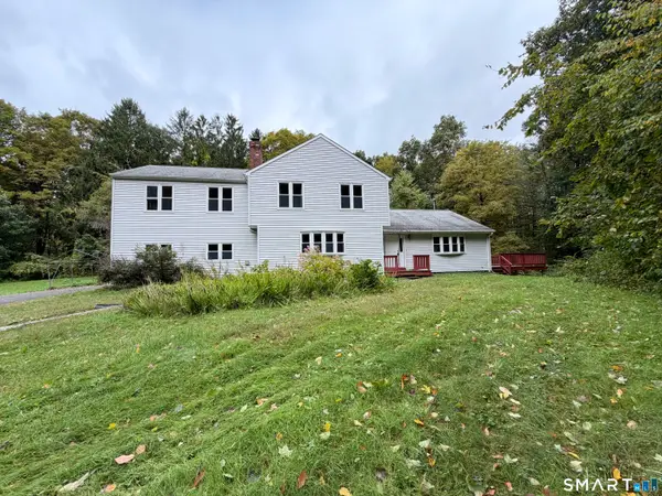164 Quanopaug Trail, Woodbury, CT 06798