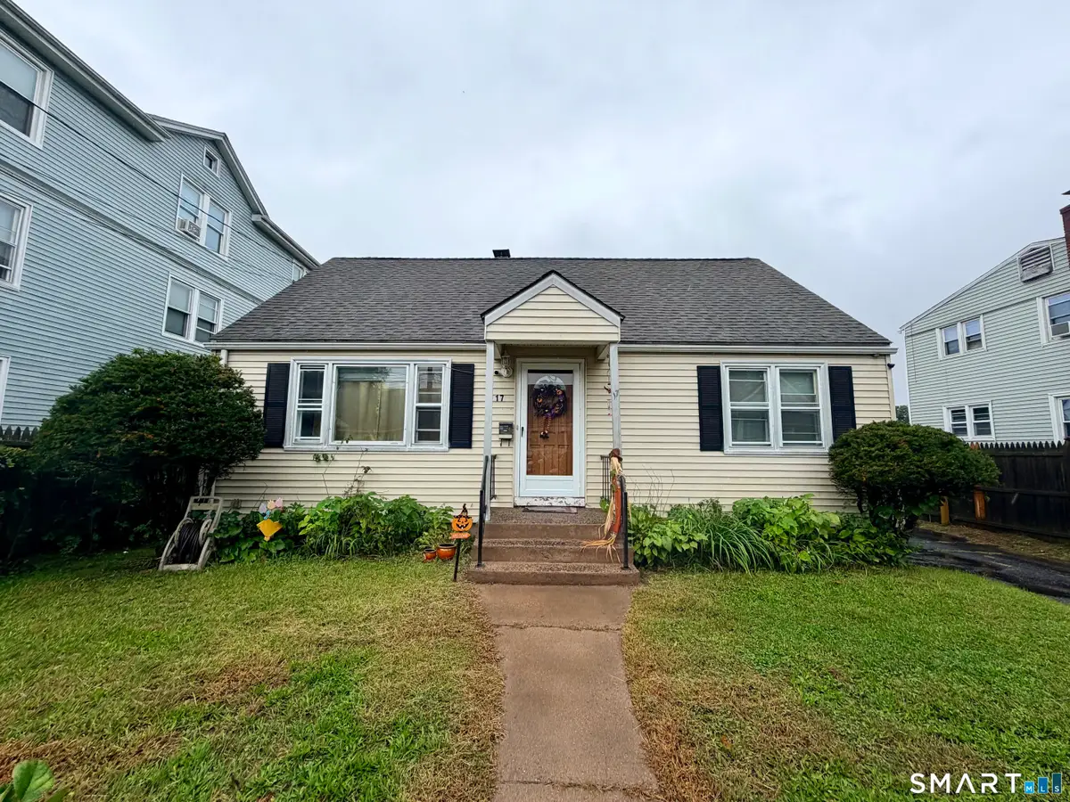 17 Kenyon Place, East Hartford, CT 06108 - #1