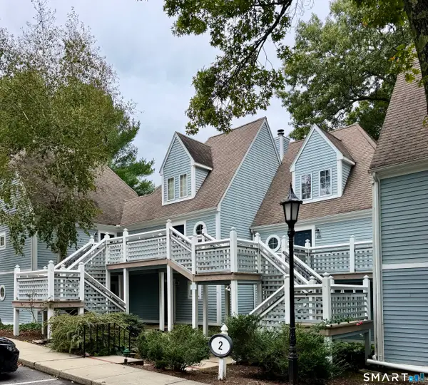 212 Old Pond Lane #212, Norwich, CT 06360