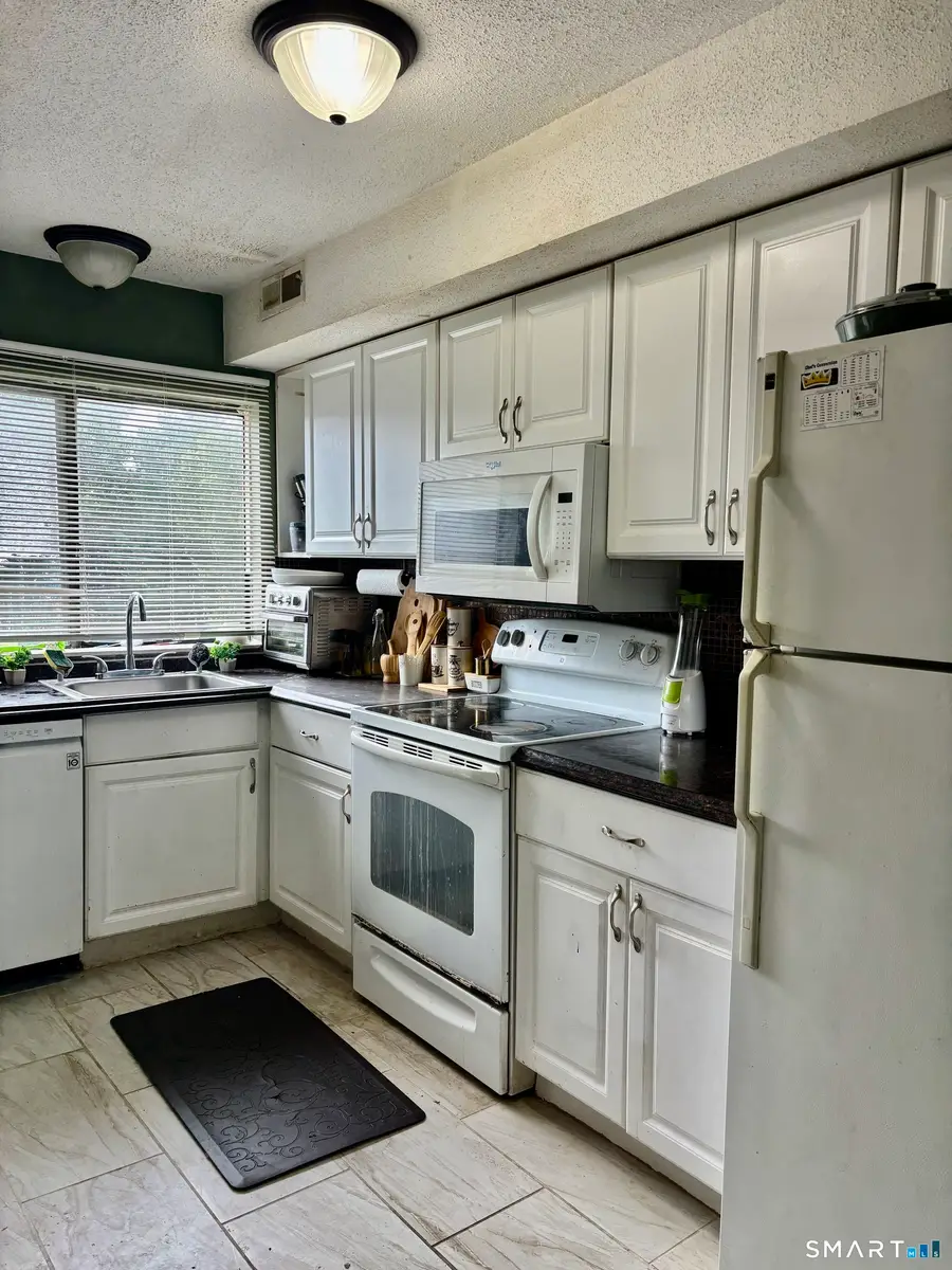 40 Crest Street #16, West Haven, CT 06516 - #2
