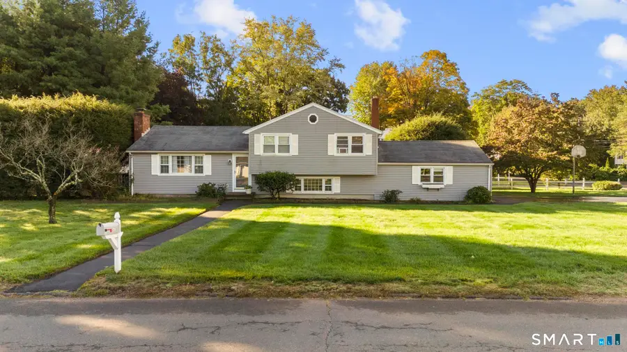 2 Surrey Drive, North Haven, CT 06473 - #2