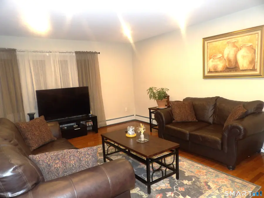91 East Morningside Street, Bloomfield, CT 06002 - #3