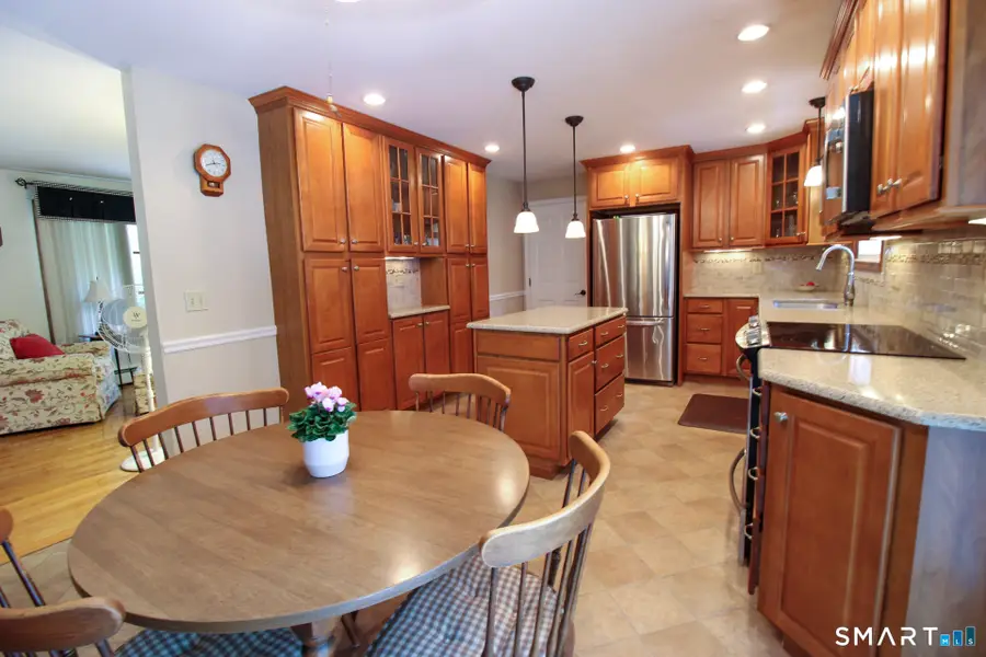 50 Carriage Dr Extension, Clinton, CT 06413 - #3