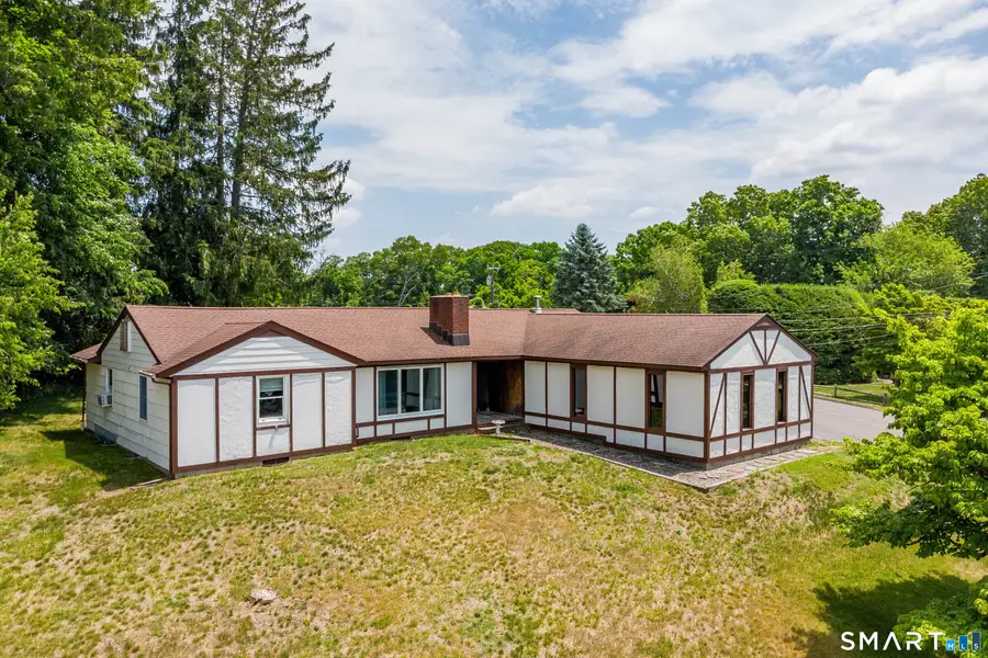 10 Horseshoe Drive, Danbury, CT 06811 - #3