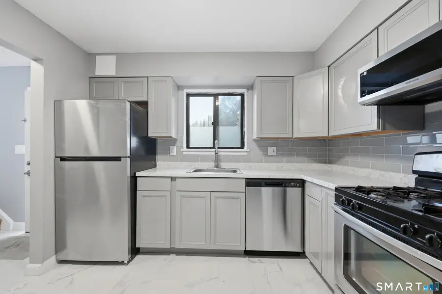 69 Sutton Place #69, Bloomfield, CT 06002 - #3