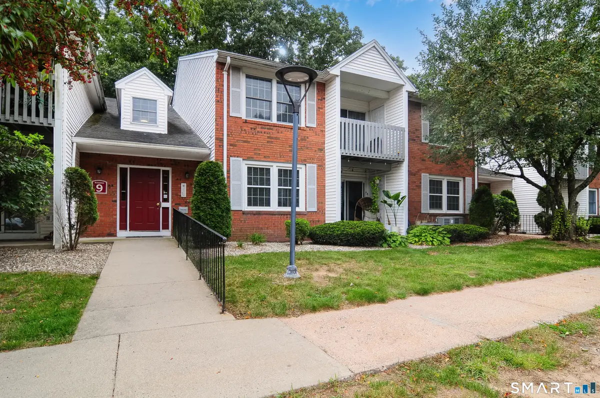 9 Concorde Way #B2, Windsor Locks, CT 06096 - #1