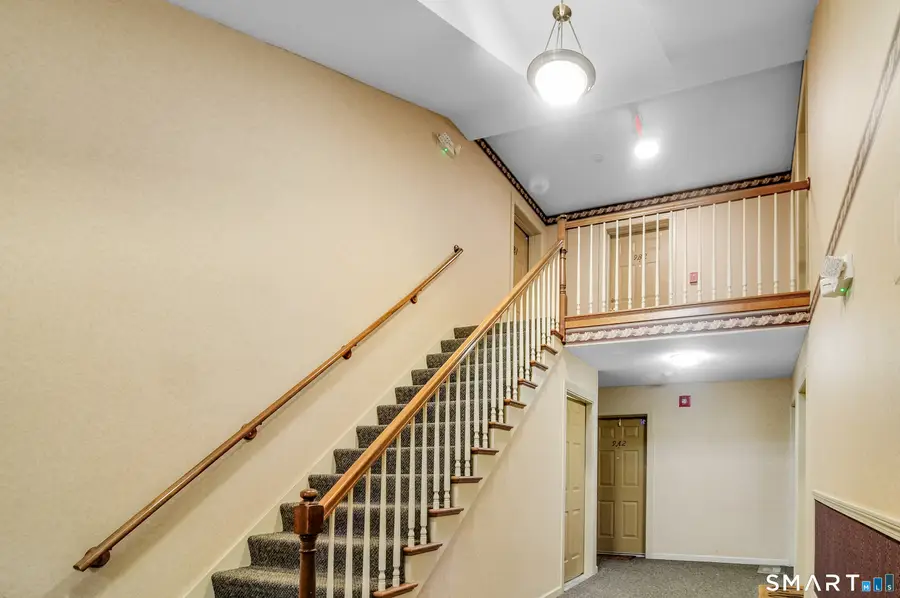 9 Concorde Way #B2, Windsor Locks, CT 06096 - #2