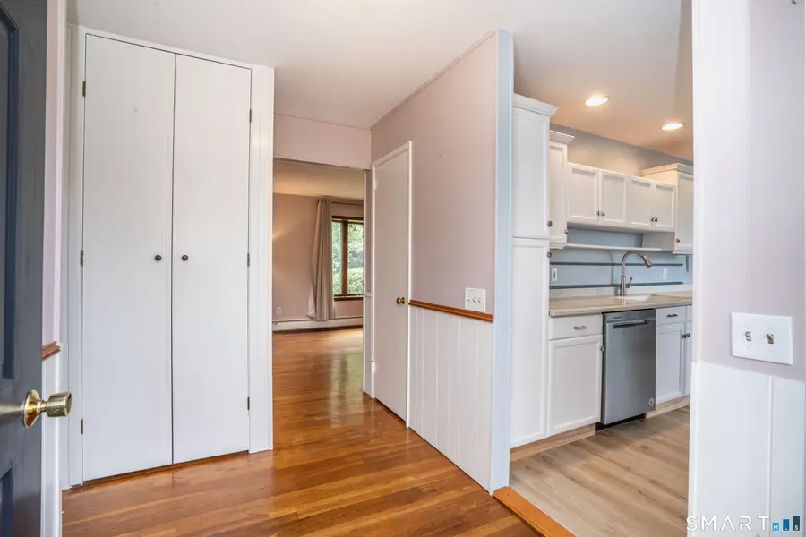 37 Greenwood Road, Windsor Locks, CT 06096 - #3