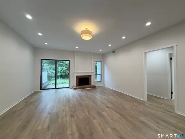 883 Heritage Village #C, Southbury, CT 06488