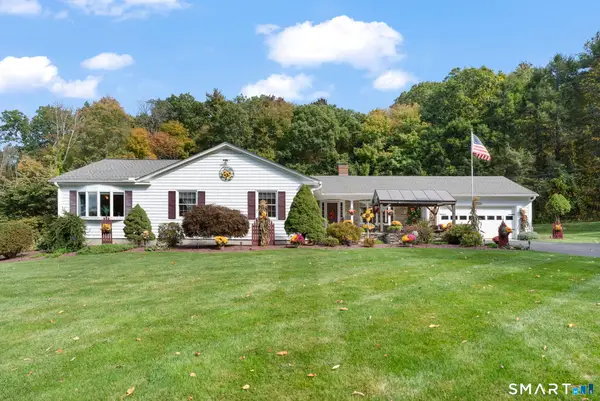 266 Heritage Road, Putnam, CT 06260