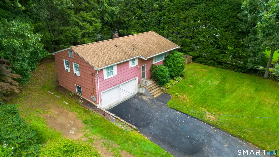 50 Creeping Hemlock Drive, Norwalk, CT 06851 - #2