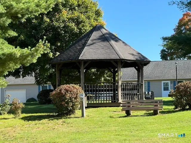 102 North Maple Street #4C, Enfield, CT 06082 - #3
