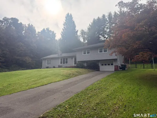 961 Middlebury Road, Middlebury, CT 06762