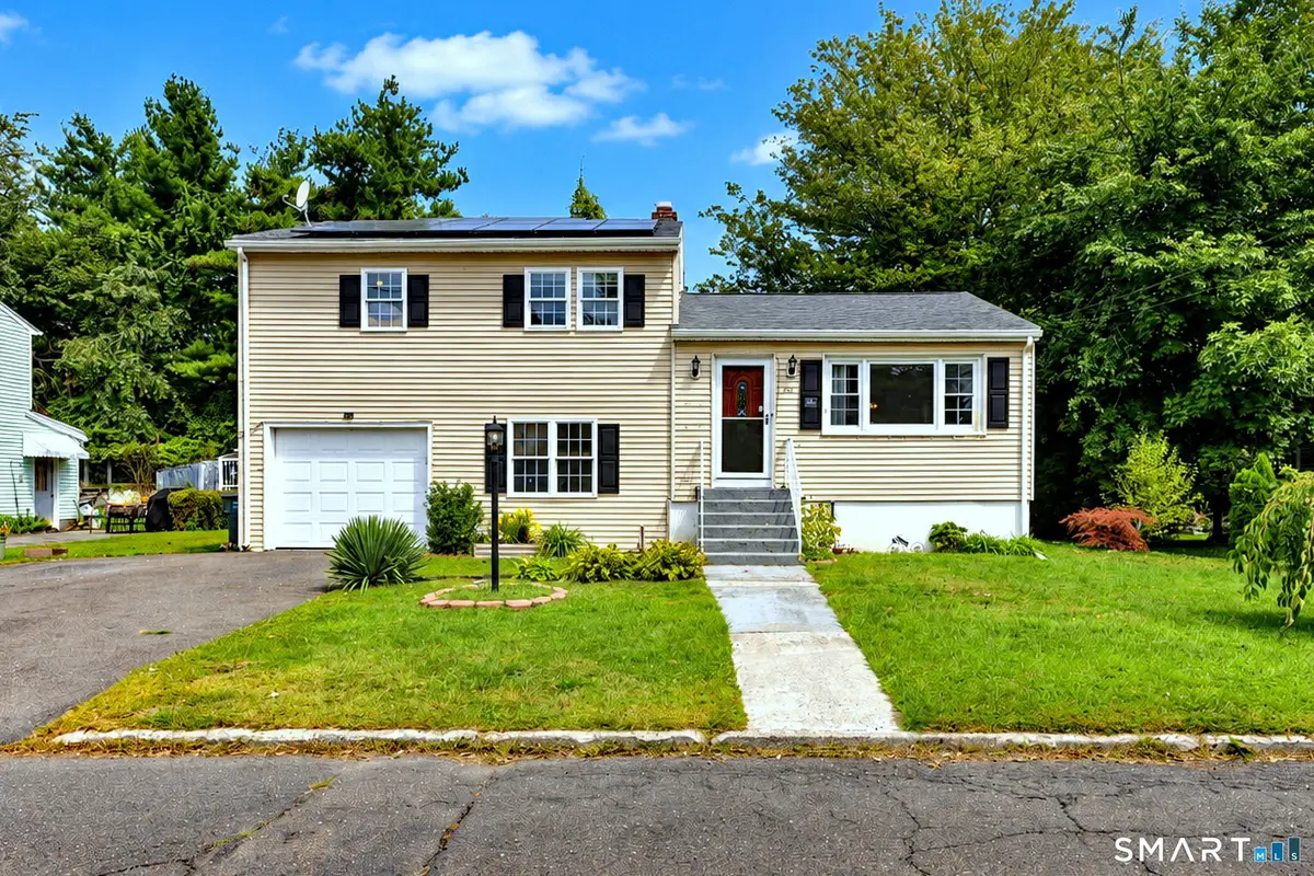70 Ranch Drive, Bridgeport, CT 06606 - #1