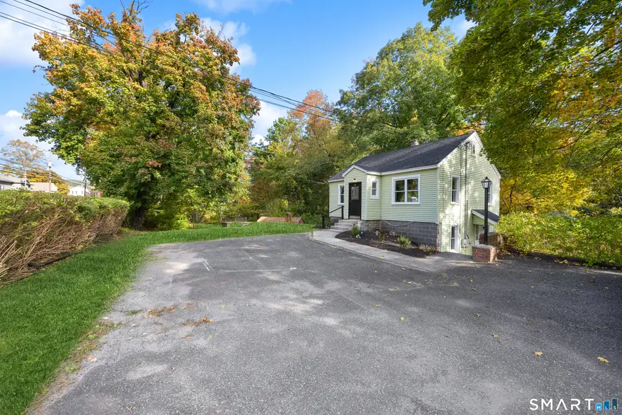 34 Oxford Road, Oxford, CT 06478 - #3