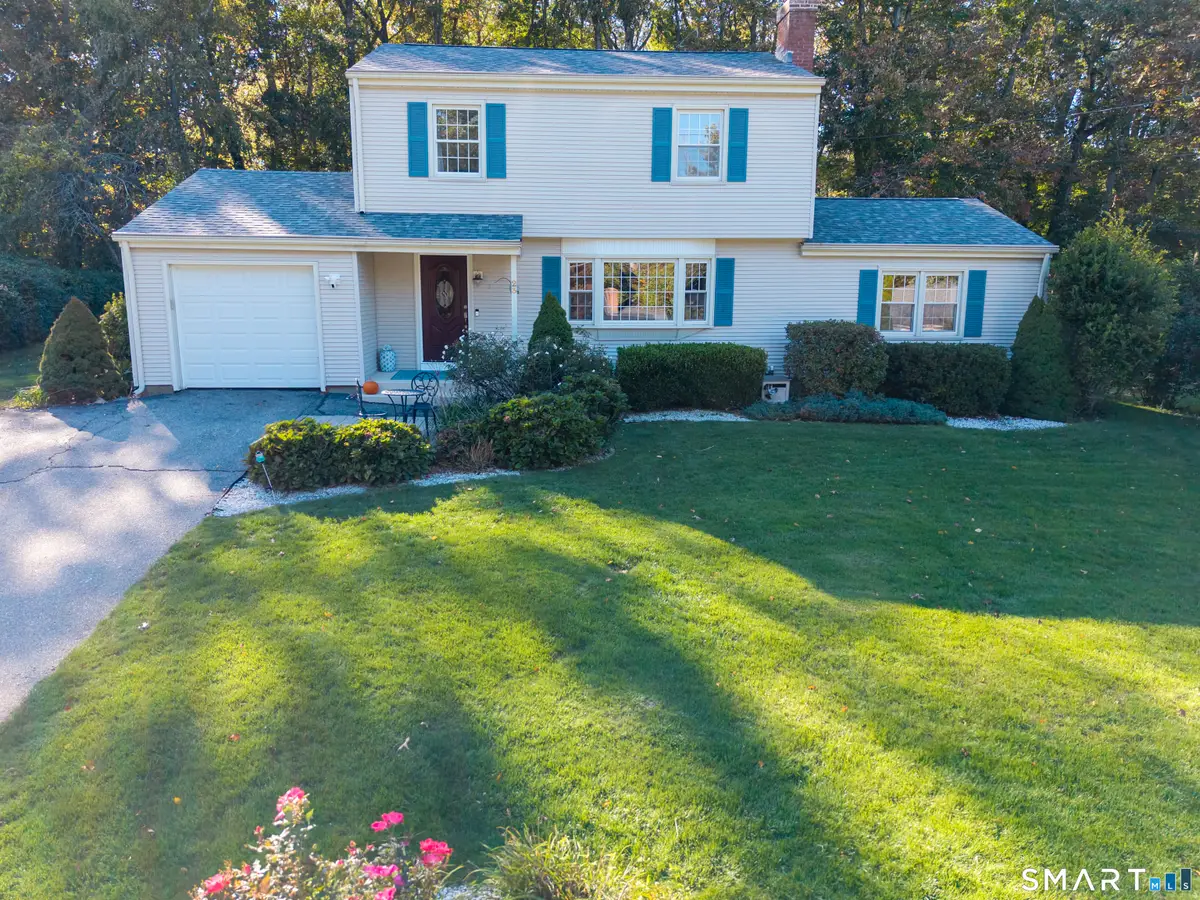 23 Oakwood Drive, Gales Ferry, CT 06335 - #1
