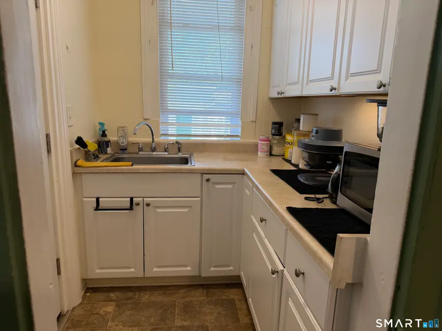 15-17 Hodge Avenue, Ansonia, CT 06401 - #3