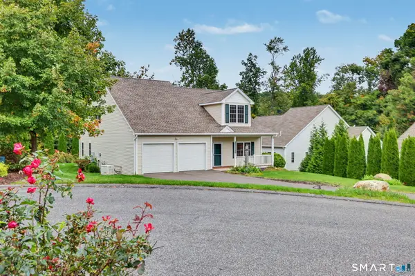802 Sage Hill Drive #802, Oxford, CT 06478