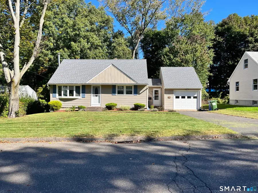 12 Beechwood Drive, Wallingford, CT 06492 - #2