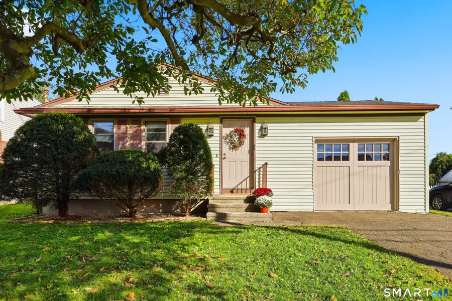 40 Pine Street, Stratford, CT 06615 - #2