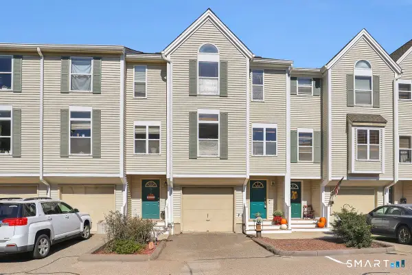 565 Newfield Street #29, Middletown, CT 06457