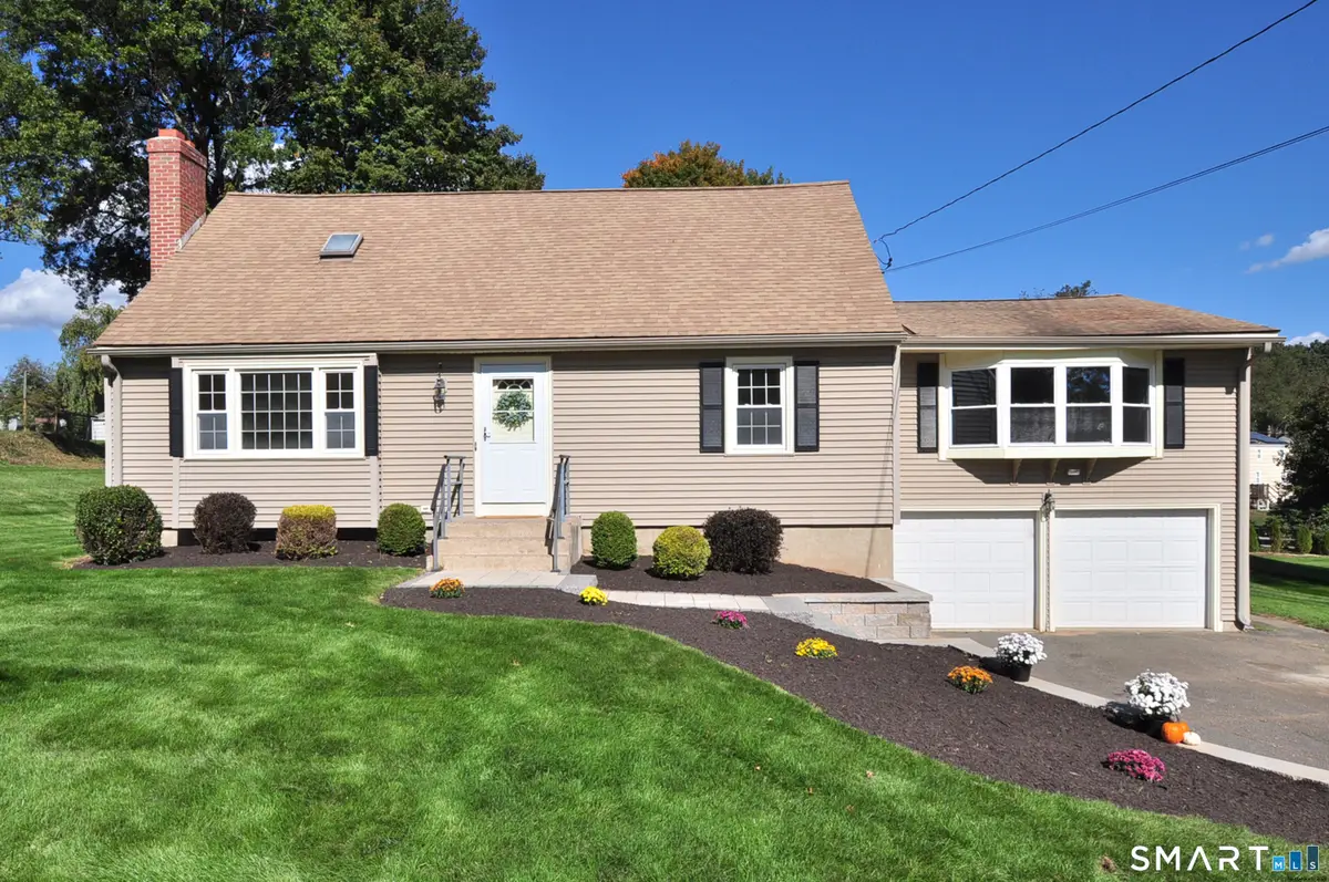 8 Peppercorn Lane, East Granby, CT 06026 - #1
