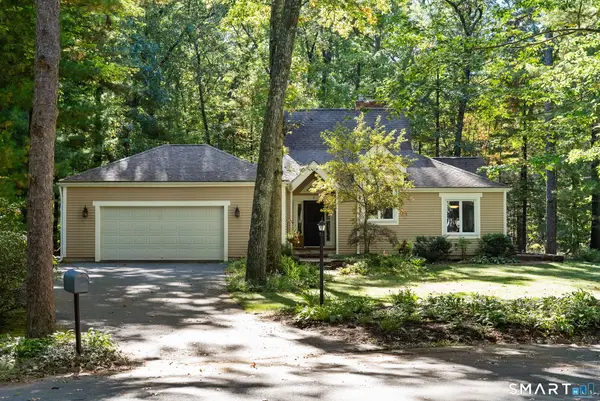 5 Beacon Heath, Farmington, CT 06032