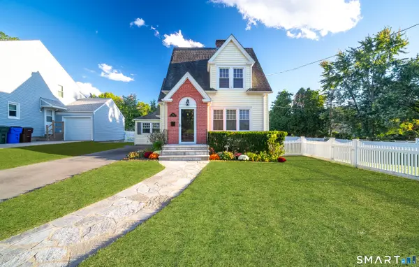 101 Robbins Drive, Wethersfield, CT 06109