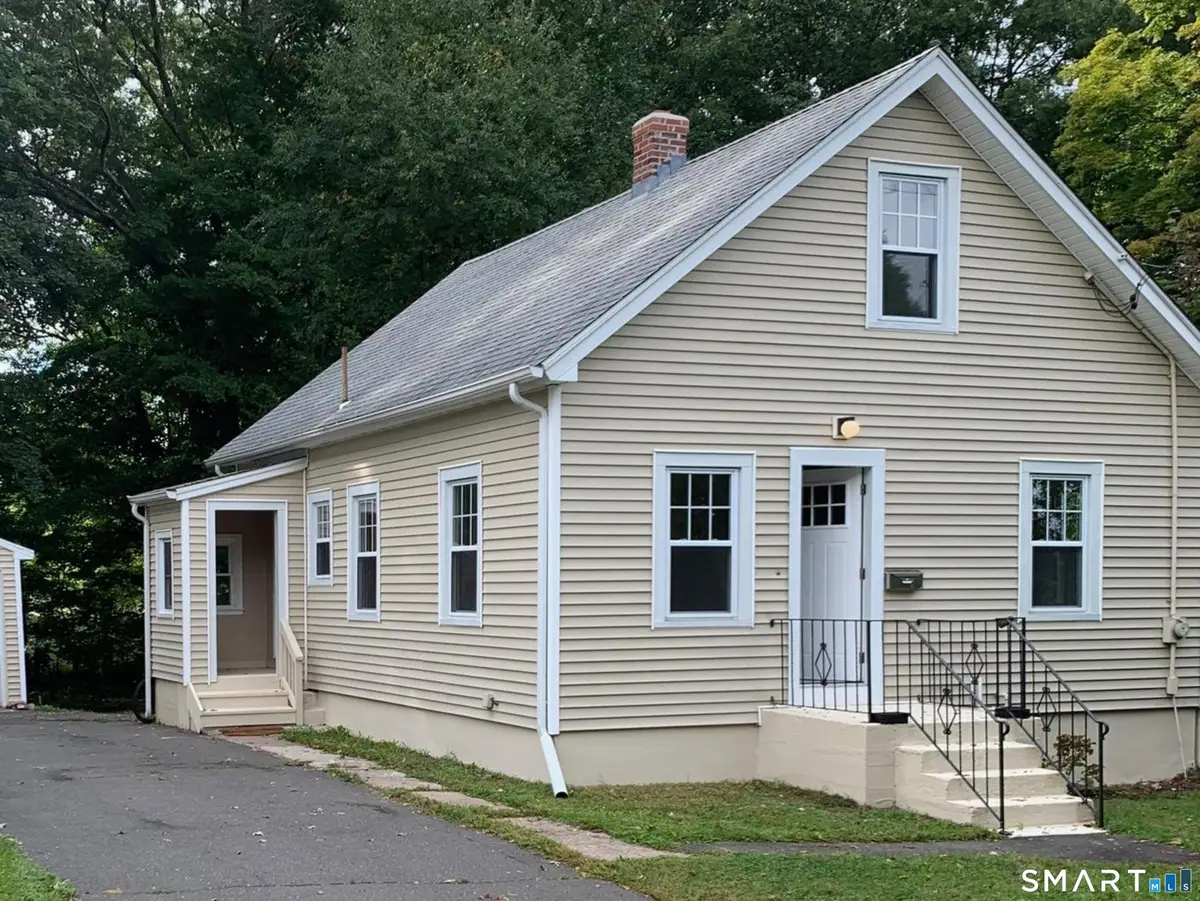 86 Lincoln Avenue, Bristol, CT 06010 - #1