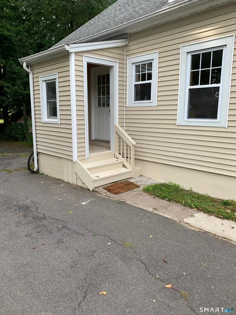 86 Lincoln Avenue, Bristol, CT 06010 - #2