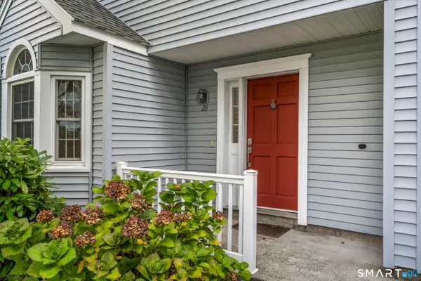 378 Meridian St Extension #28, Groton, CT 06340