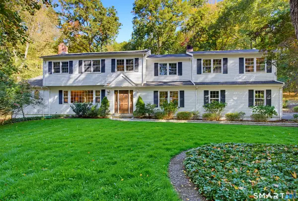 8 Glen Lane, Weston, CT 06883