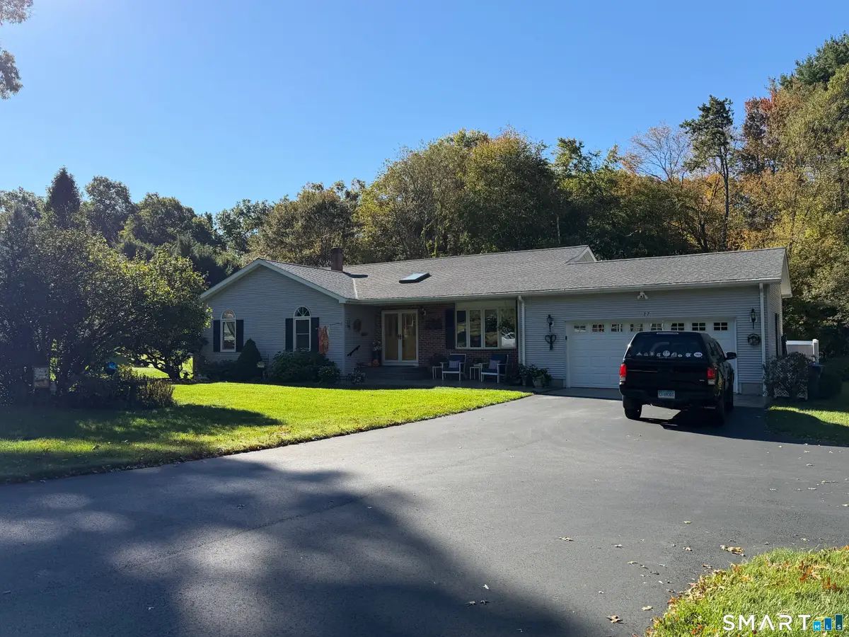 17 Vezina Drive, Killingly, CT 06239 - #1