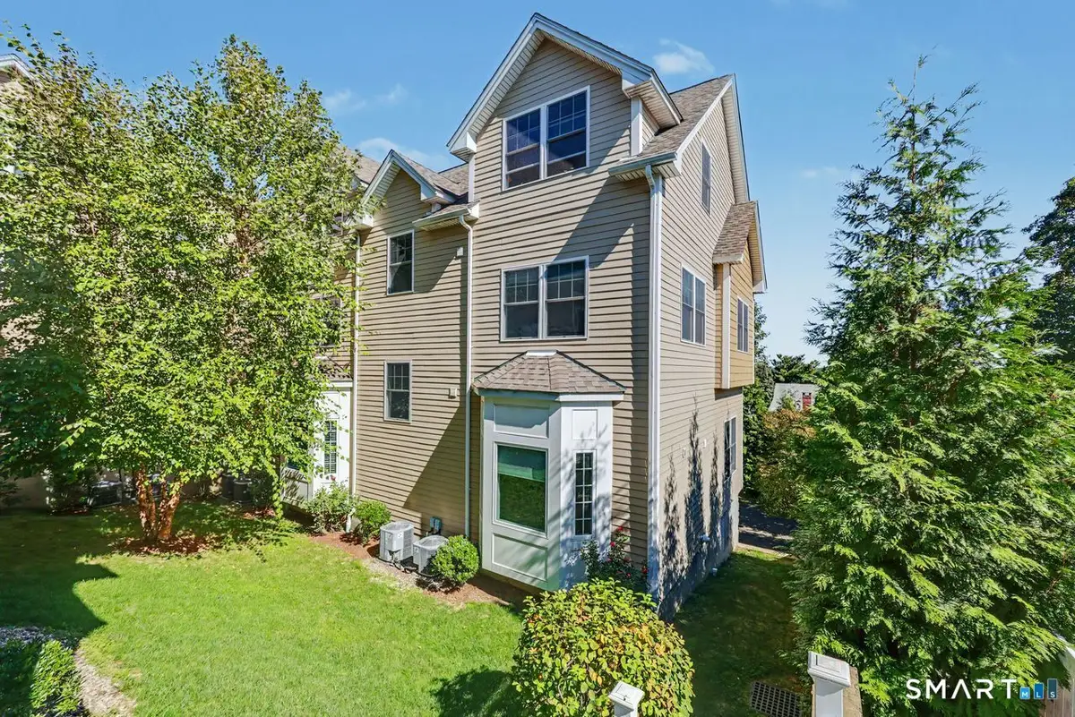 108 Seaside Avenue #16, Stamford, CT 06902 - #1