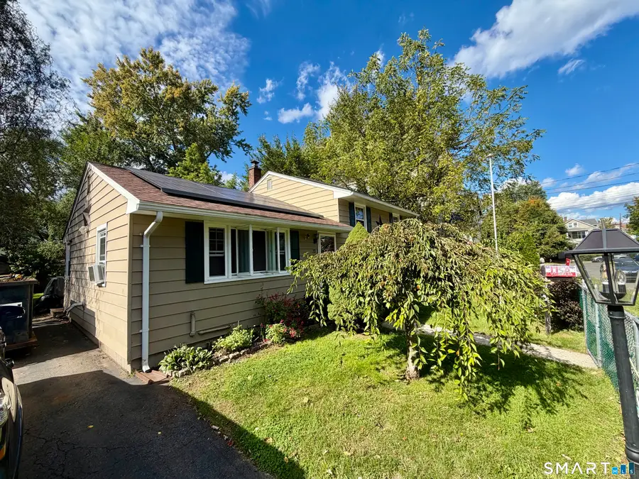 32 Elliott Street, Meriden, CT 06451 - #3