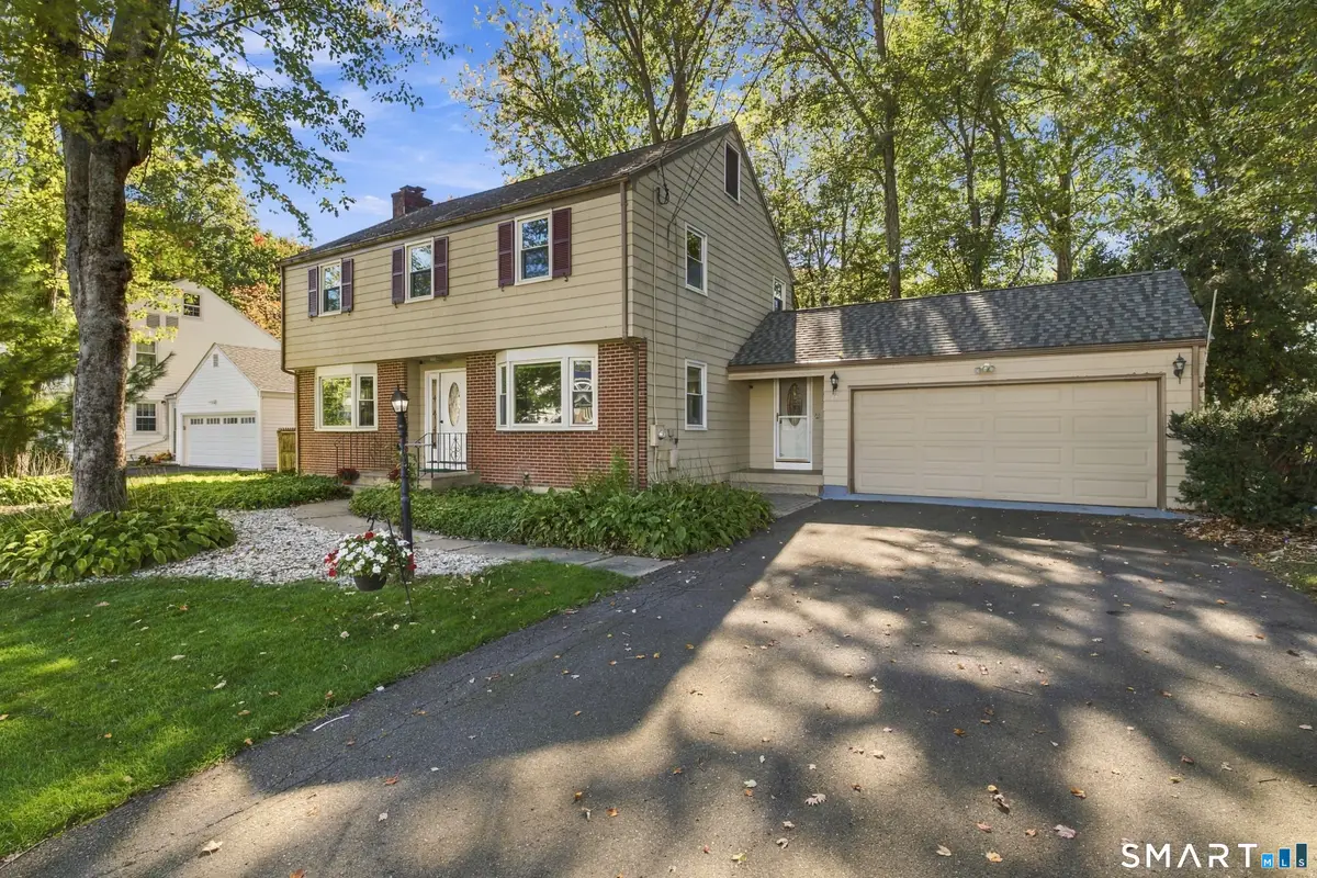 24 Stoneham Drive, West Hartford, CT 06117 - #1