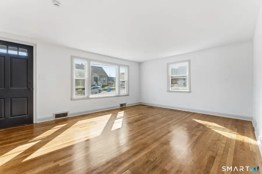 23 Hillview Avenue, Waterbury, CT 06704 - #3