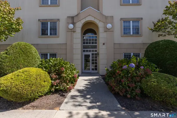 75 Washington Avenue #7-203, Hamden, CT 06518